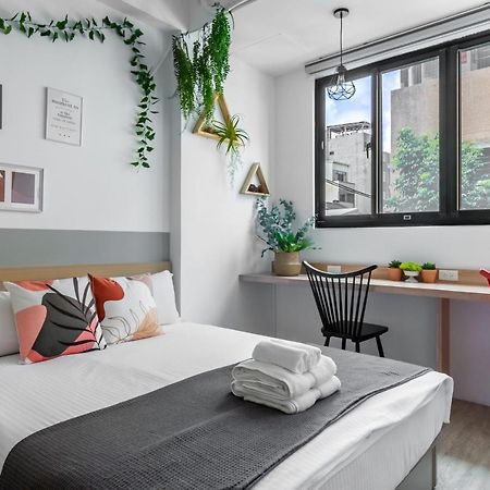 Sleepier Multi-Minsu Tainan Apartment Bagian luar foto