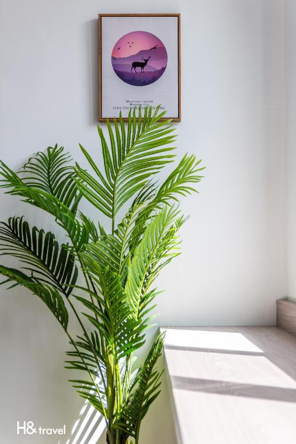 Sleepier Multi-Minsu Tainan Apartment Bagian luar foto