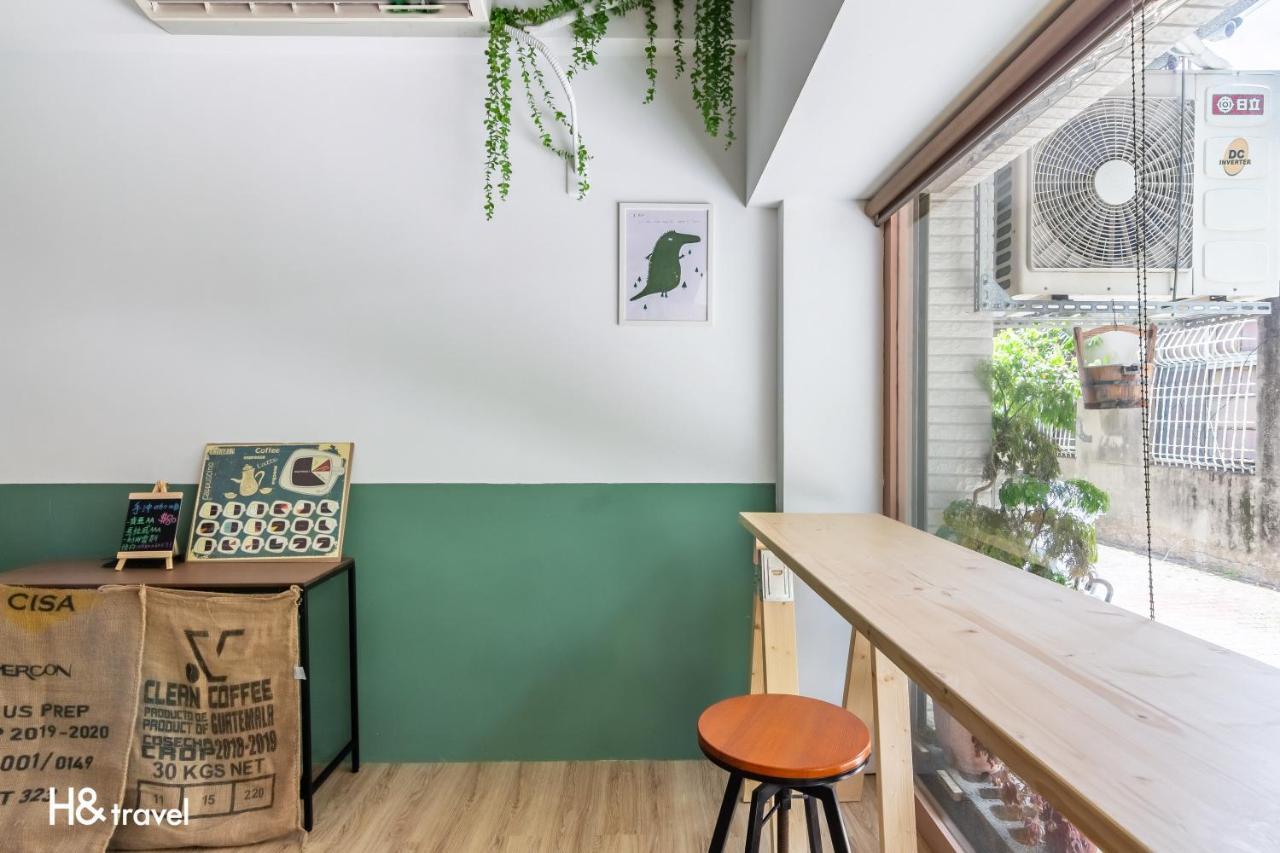Sleepier Multi-Minsu Tainan Apartment Bagian luar foto