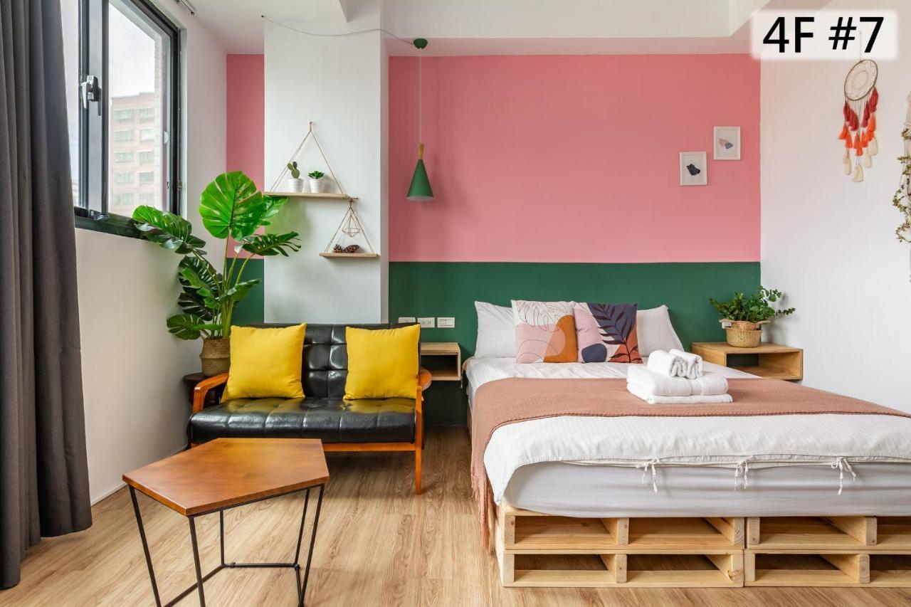 Sleepier Multi-Minsu Tainan Apartment Bagian luar foto